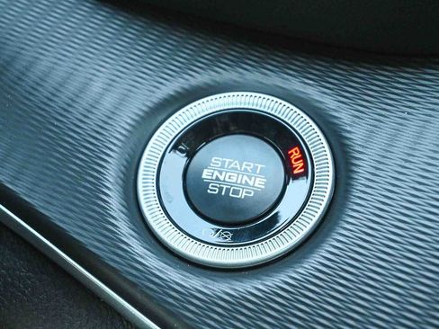 New 2025 Jeep Grand Cherokee Laredo image 27