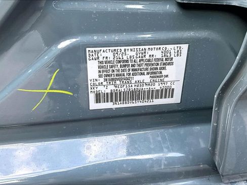 New 2025 Nissan Sentra SR w/ SR Premium Package image 8