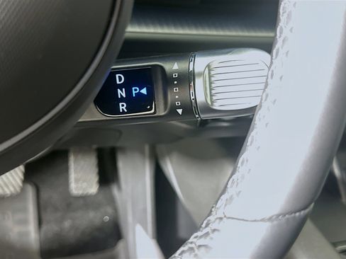 Used 2024 Hyundai Ioniq 6 SE image 25