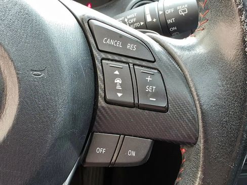 Used 2015 MAZDA MAZDA3 s Grand Touring w/ Technology Package FWD image 20