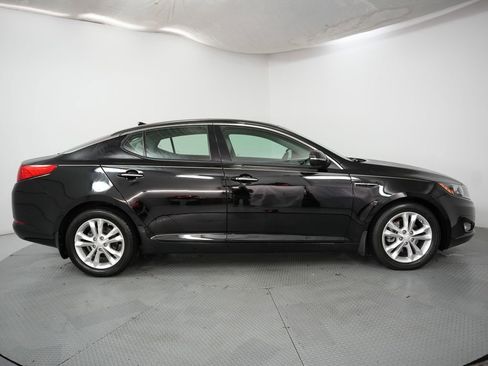 Used 2013 Kia Optima EX w/ Premium Pkg image 5