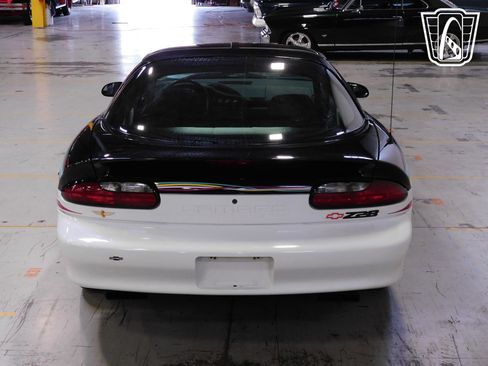 Used 1993 Chevrolet Camaro Z28 image 28