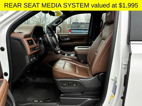 Used 2021 Chevrolet Suburban High Country AWD/4WD image 3