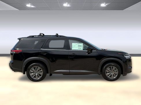 New 2026 Nissan Pathfinder SV FWD image 8