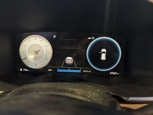 Used 2021 Hyundai Santa Fe Calligraphy image 5