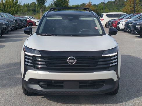New 2026 Nissan Kicks SV FWD image 9