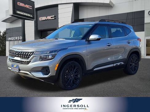 Used 2023 Kia Seltos Nightfall Edition image 4