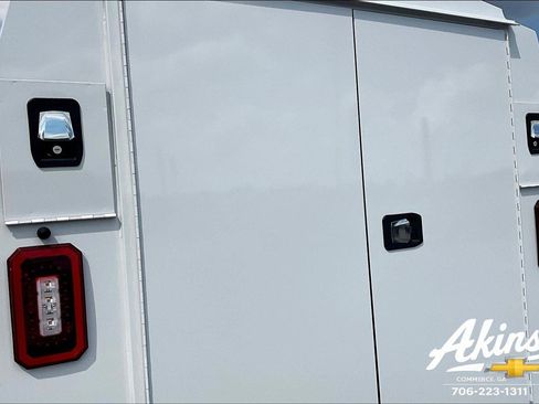 New 2025 Chevrolet Express 3500 w/ Power Convenience Package image 13