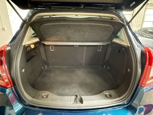 Used 2019 Buick Encore Sport Touring AWD/4WD image 24