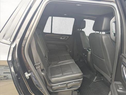 Used 2023 Chevrolet Tahoe Z71 w/ Luxury Package AWD/4WD image 20