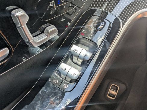 Certified 2022 Mercedes-Benz S 580 4MATIC Sedan image 12