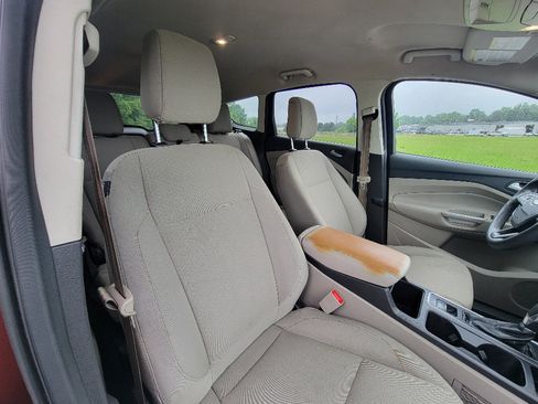 Used 2018 Ford Escape SE w/ Ford Safe & Smart Package AWD/4WD image 29