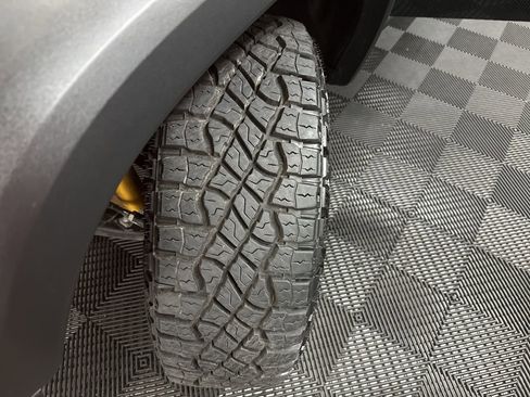 Used 2024 Chevrolet Colorado ZR2 w/ ZR2 Convenience Package III image 37