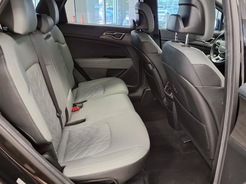 Used 2023 Kia Sportage X-Pro AWD/4WD image 13