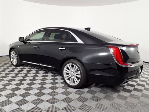 Used 2019 Cadillac XTS Luxury image 6