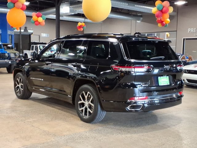 Used 2021 Jeep Grand Cherokee L Overland w/ Advanced Protech Group III AWD/4WD image 7