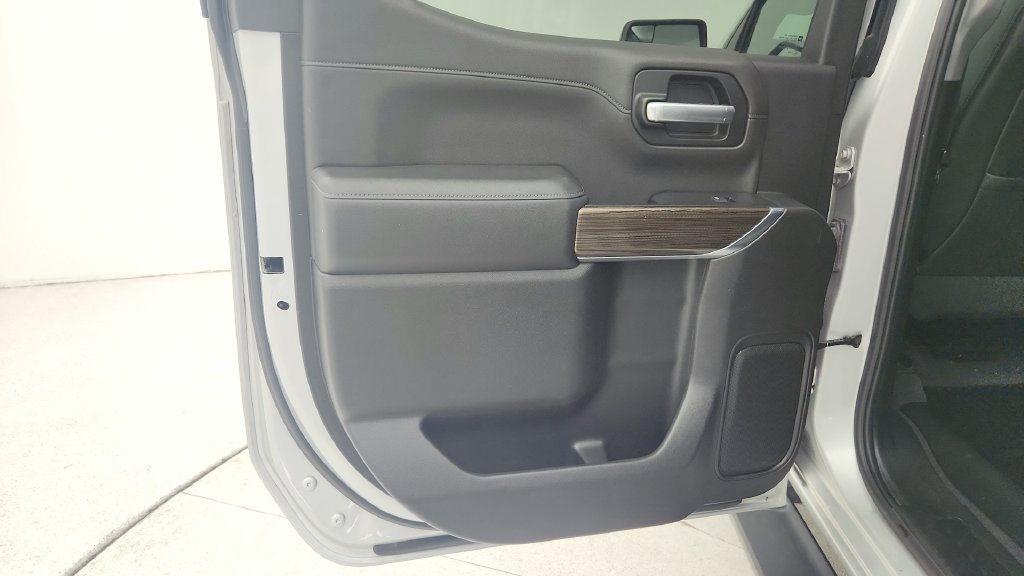 Used 2019 Chevrolet Silverado 1500 RST RWD image 25