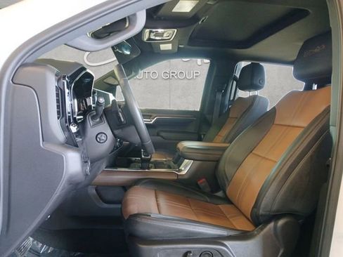 Used 2024 Chevrolet Silverado 1500 High Country w/ Technology Package image 19