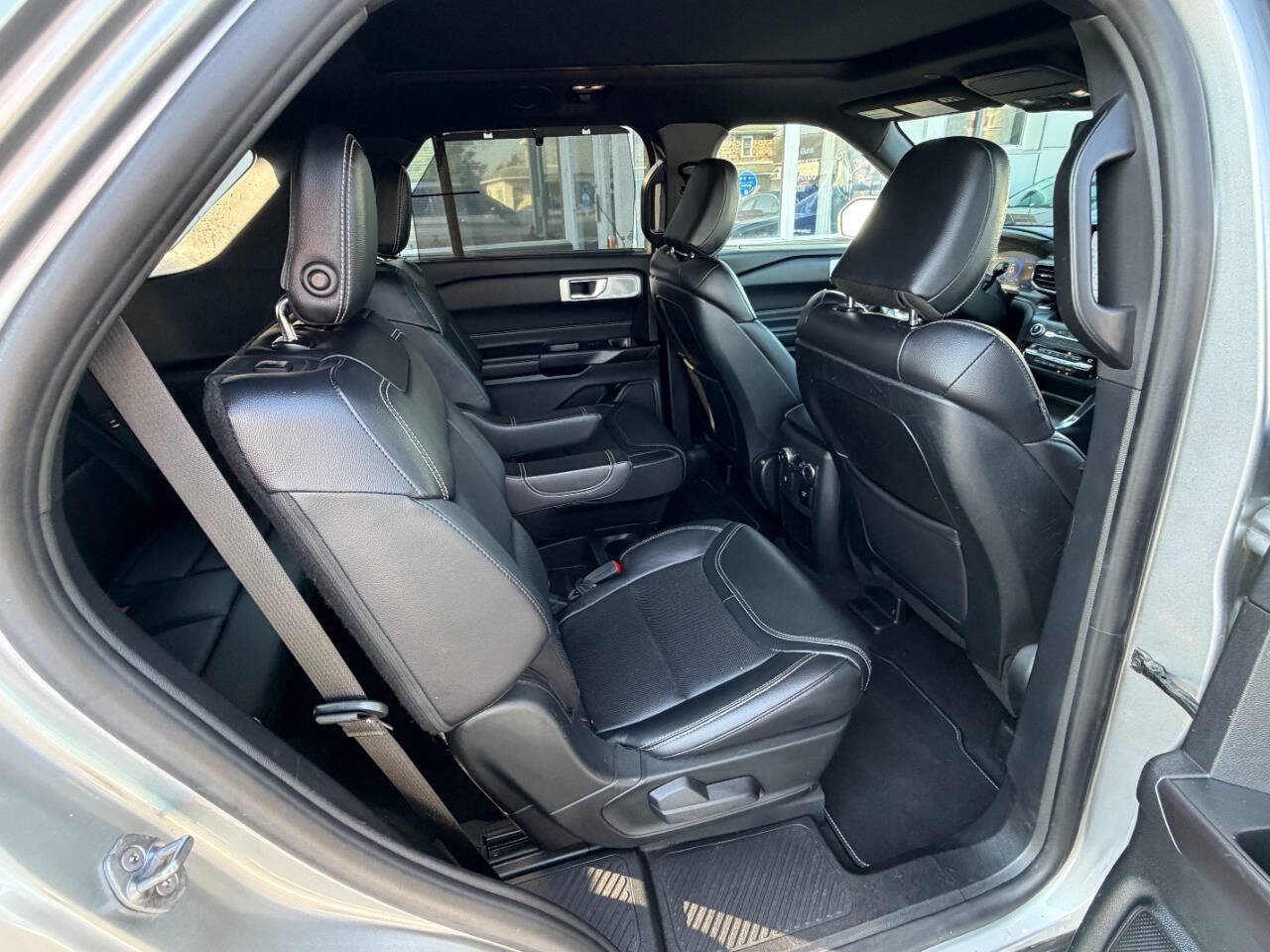 Used 2020 Ford Explorer ST w/ Premium Technology Package AWD/4WD image 19