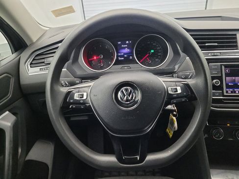 Used 2019 Volkswagen Tiguan S FWD image 22