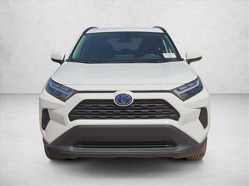 Used 2024 Toyota RAV4 LE AWD/4WD image 2