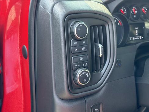 Used 2023 Chevrolet Silverado 1500 Custom AWD/4WD image 24