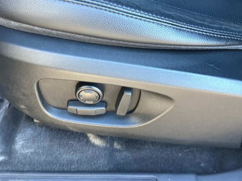 Used 2017 Land Rover Discovery Sport HSE image 21