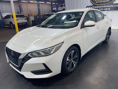 Used 2022 Nissan Sentra SV FWD image 3