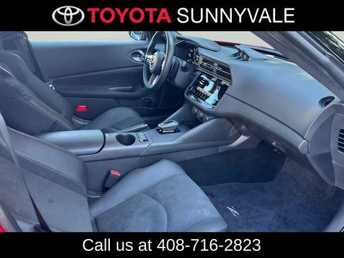 Used 2025 Nissan Z Performance w/ Floor Mat Package image 18