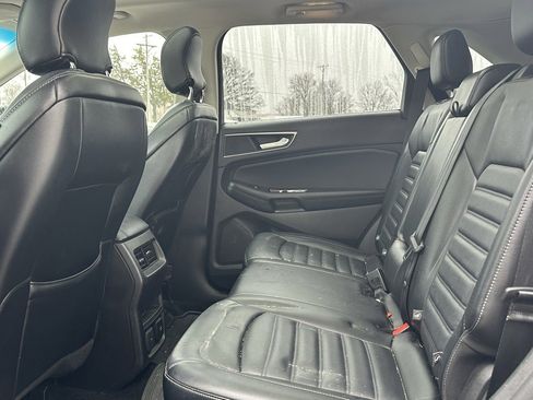 Used 2015 Ford Edge SEL w/ Canadian Touring Package image 12
