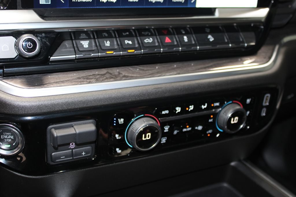 Used 2025 Chevrolet Silverado 2500 LTZ w/ LTZ Plus Package AWD/4WD image 56