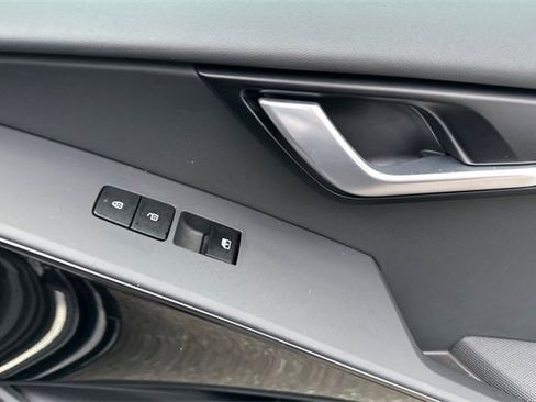 Used 2023 Kia Niro Wave image 20