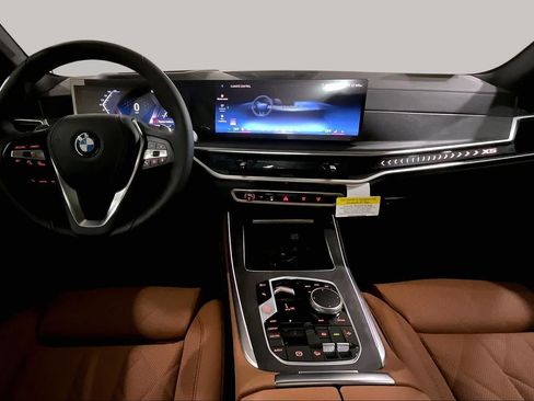 New 2026 BMW X5 xDrive40i w/ Off-Road Package AWD/4WD image 7
