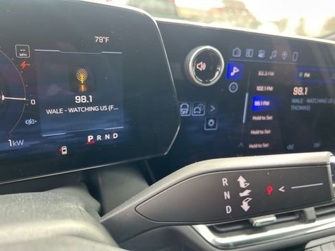 New 2026 Chevrolet Equinox EV LT image 26