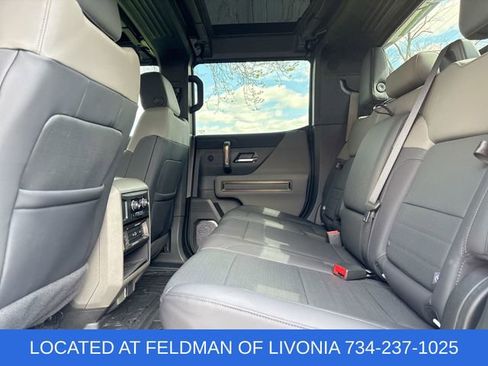 Used 2025 GMC Hummer EV 2X AWD/4WD image 25