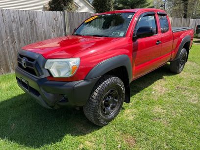 Used 2015 Toyota Tacoma 4x4 Access Cab w/ Convenience Package