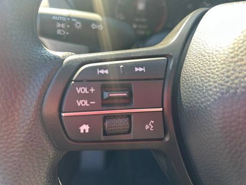 Used 2026 Honda HR-V LX image 20