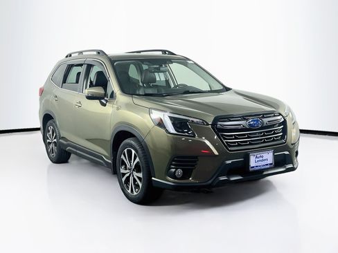 Used 2022 Subaru Forester Limited AWD/4WD image 3