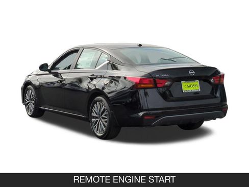 New 2026 Nissan Altima 2.5 SV FWD image 7