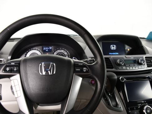 Used 2014 Honda Odyssey EX image 16