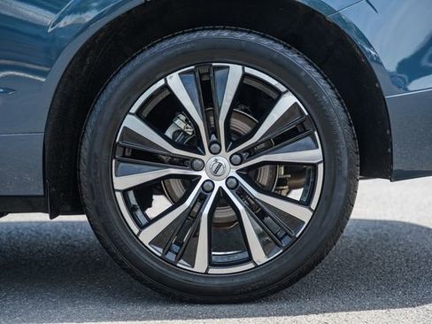 New 2026 Volvo XC60 B5 Plus w/ Protection Package Premier AWD/4WD image 19