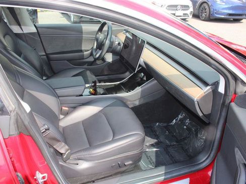 Used 2018 Tesla Model 3 Long Range RWD image 8