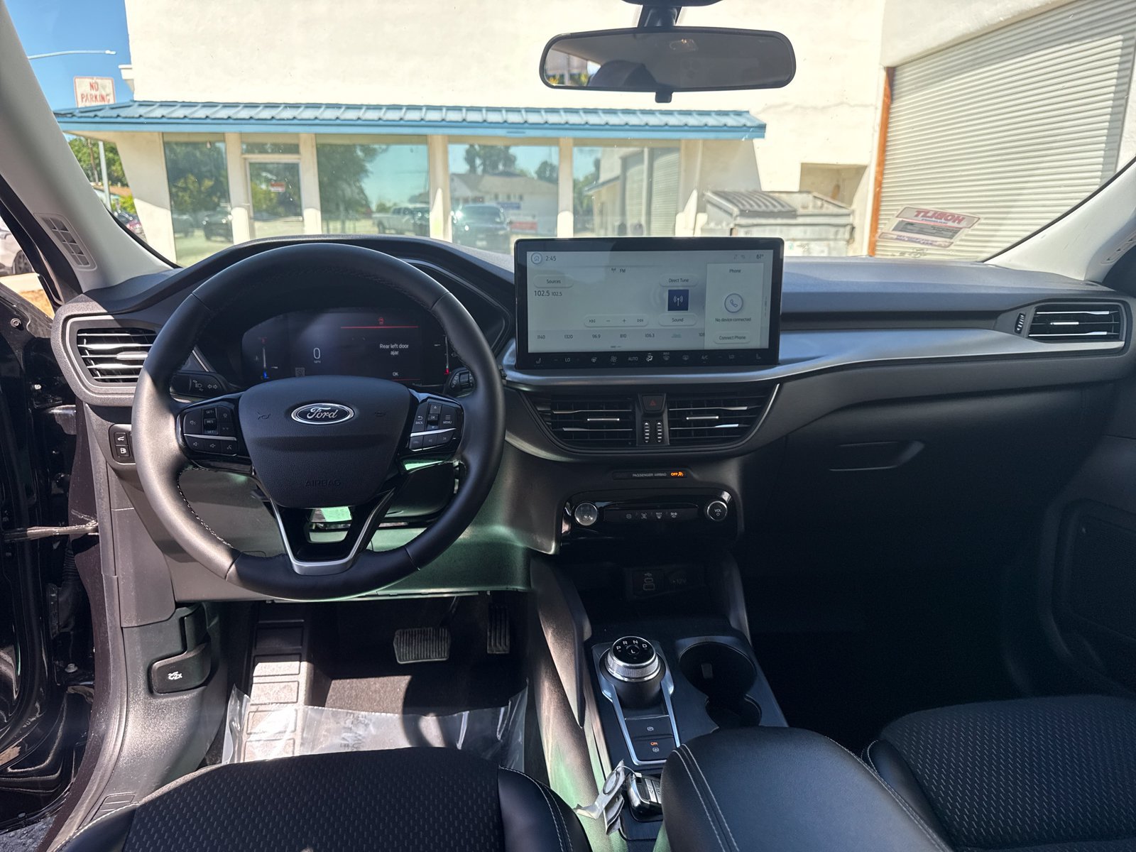 Used 2025 Ford Escape SE FWD image 12