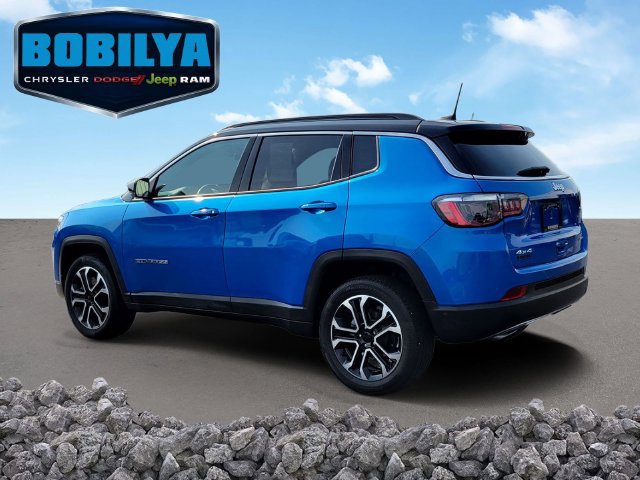 Used 2023 Jeep Compass Limited AWD/4WD image 4