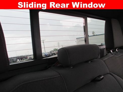 Used 2020 GMC Sierra 1500 Elevation w/ Elevation Value Package image 27