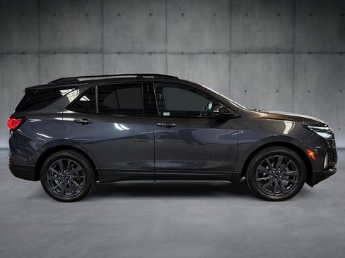 Used 2022 Chevrolet Equinox RS w/ RS Leather Package FWD image 6