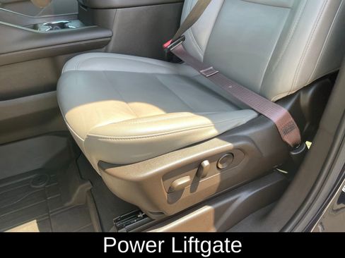 Used 2021 Chevrolet Tahoe LT w/ LT Signature Plus Package image 14