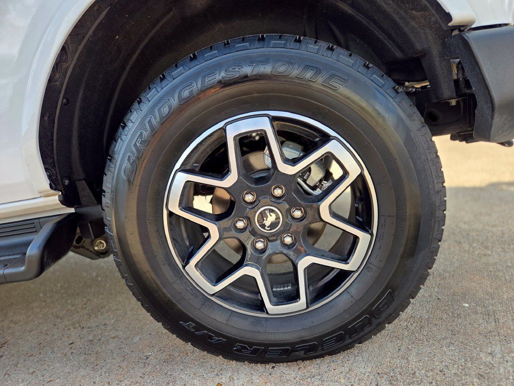 New 2026 Ford Bronco Outer Banks AWD/4WD image 34