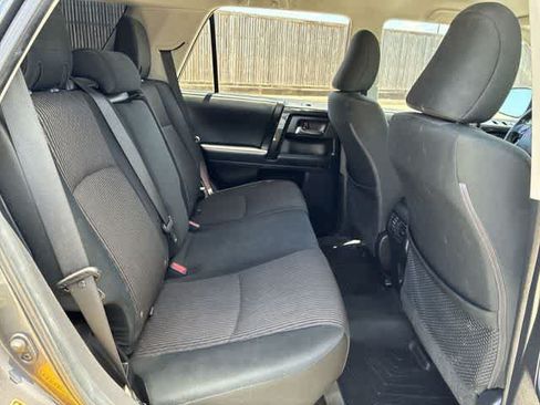 Used 2021 Toyota 4Runner TRD Off-Road AWD/4WD image 23