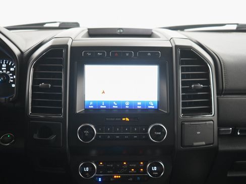 Used 2020 Ford Expedition Max Limited AWD/4WD image 16